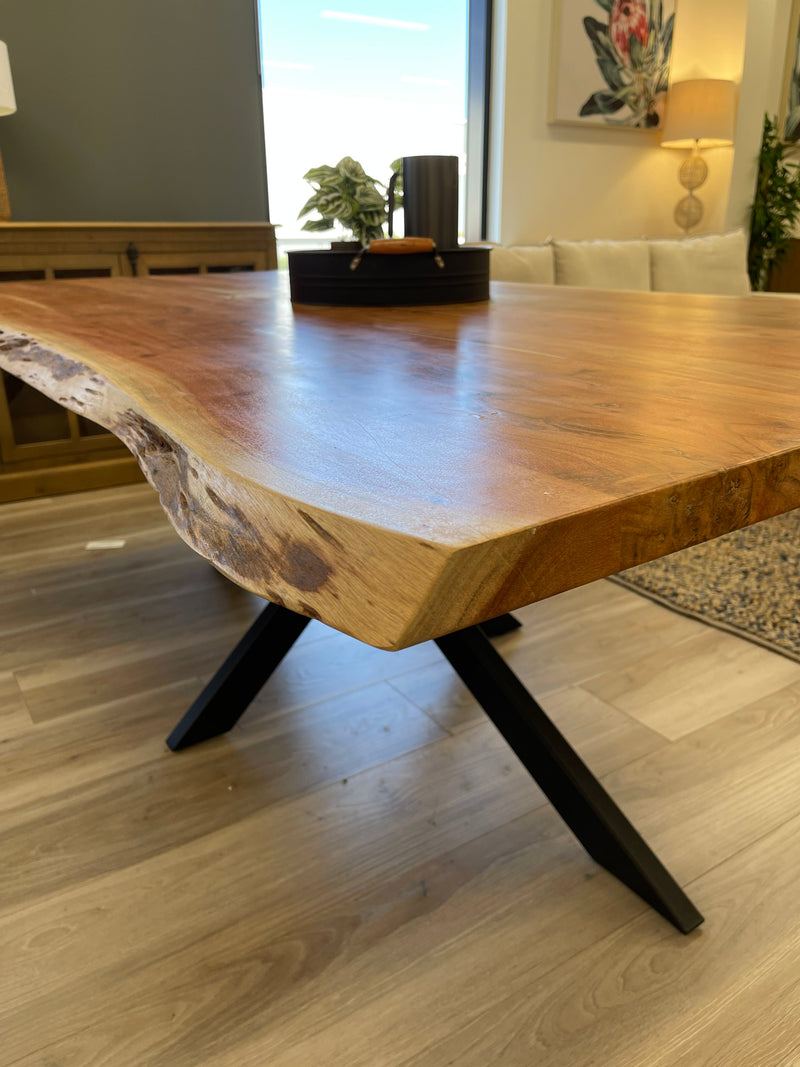 Tahoe_10_Seater_240cm_Dining_Table_Natural_Edge_IMAGE_5