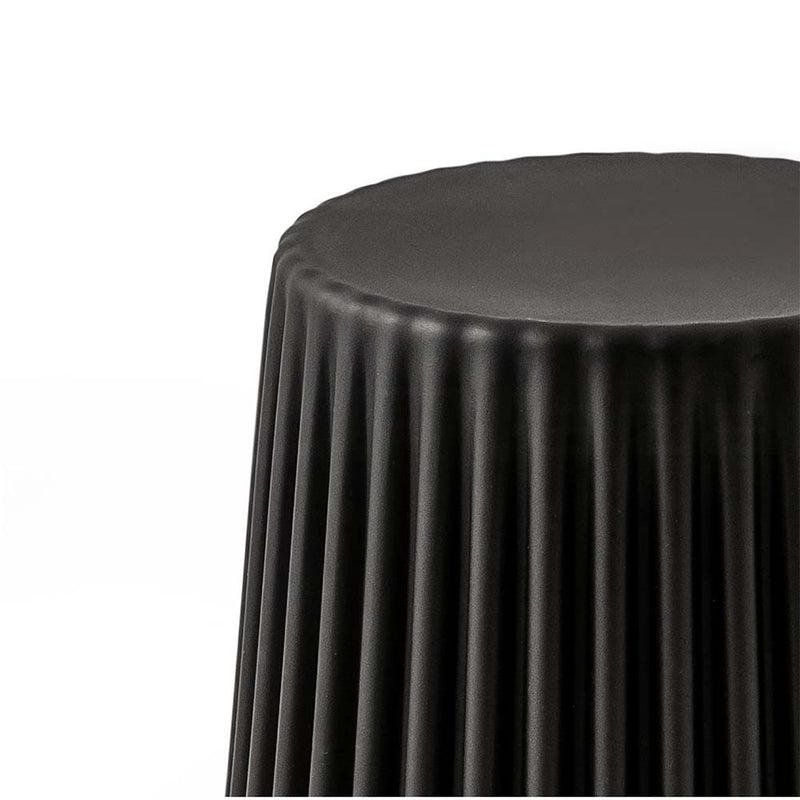 ArtissIn Set of 2 Cupcake Stool Plastic Stacking Stools Chair Outdoor Indoor Black Image 4 - ai-pp-stool-c-bk