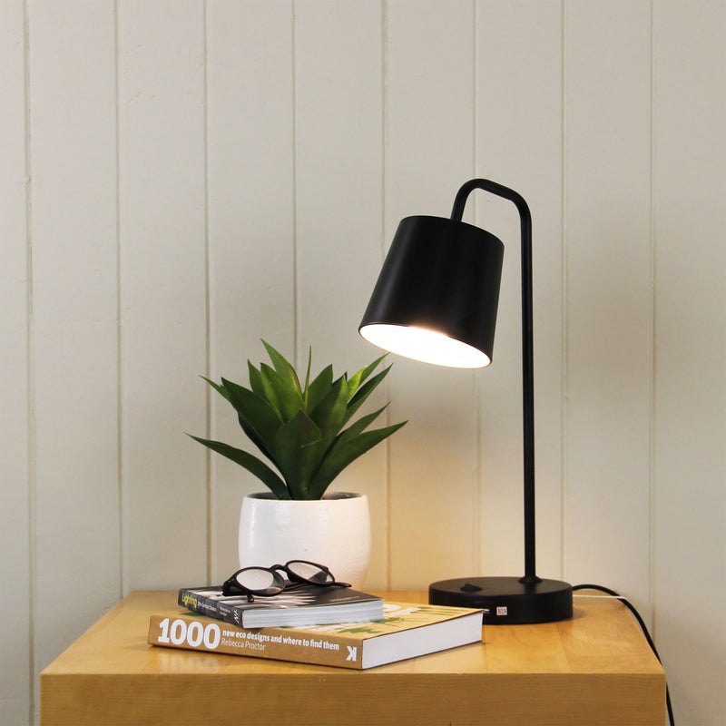 Metal Desk Lamp with USB Socket Image 1 - uhol_ol93721bk